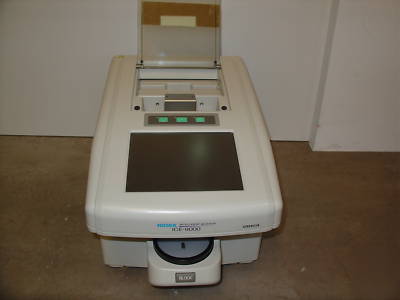 Nidek intelligent blocker with built-in tracer 