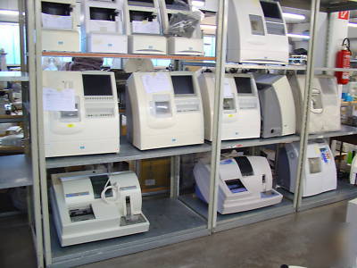 Nidek intelligent blocker with built-in tracer 