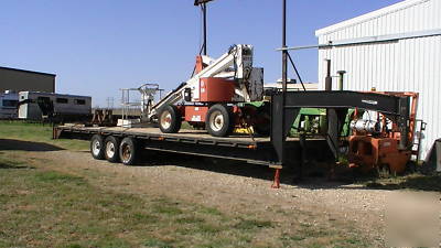 30 ft flatbed trailer with ramps