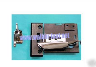 Right angle binder assembly 