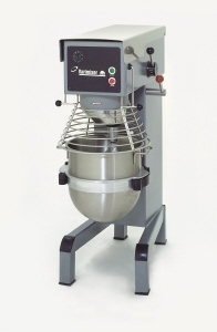 New varimixer W30A 32 qt. dough mixer w/ accessories, 