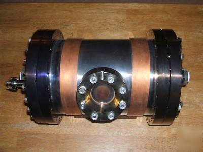 Vacuum chamber w/grounding strap, copper inner chamber