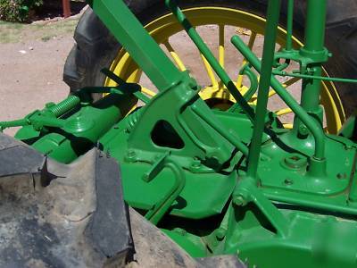 1935 john deere a open fan tractor ie- b g round spokes