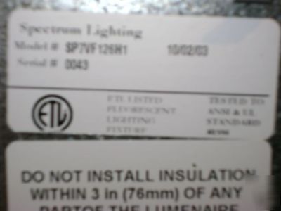 Spectrum SP7VF126H1 7-in. vertical fluorescent rec. can