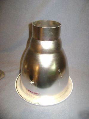 Spectrum SP7VF126H1 7-in. vertical fluorescent rec. can