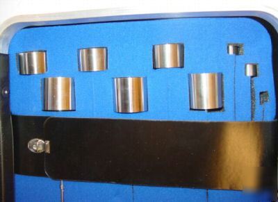 Ravenfield ferranti ul portable viscometer w/spindles +