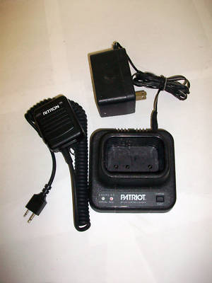 Set of 2 ritron portable radios rtx-450 w/speaker-mics