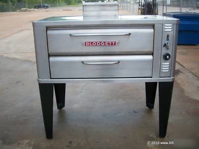 Blodgett 1 deck oven gas model 911-p, manufactured 2005