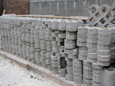 Turf pavers concrete paving blocks 