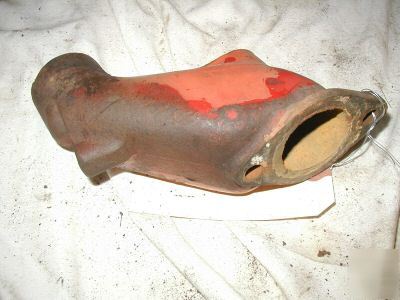 Farmall C60 water elbow castings 252071R1