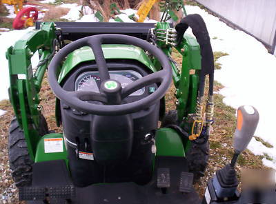 New 07 montana 2334 compact tractor