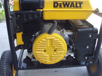 New dewalt DG7000 heavy-duty 7000 watt gas generator * * 