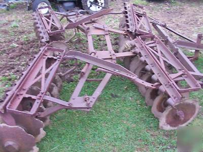 8' pull behind 4 section disk culivator working harrow 