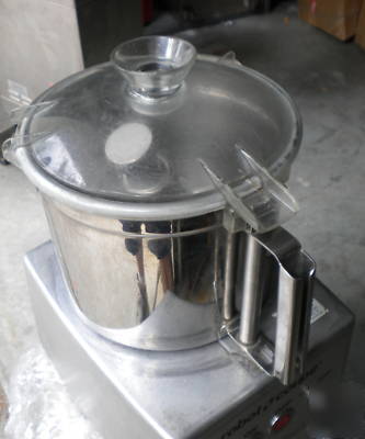Robot coupe R6N commercial food processor