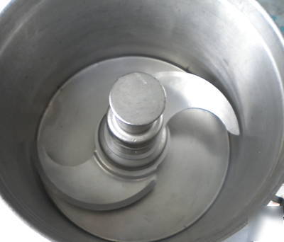Robot coupe R6N commercial food processor