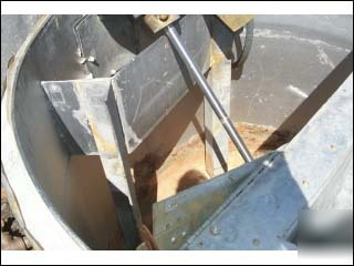 200 gal stainless steel mix tanks