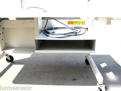 Bretford mobile a/v projector computer cart desk 