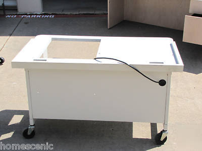 Bretford mobile a/v projector computer cart desk 