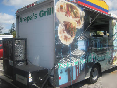 Food truck / catering truck concession truck / trailer