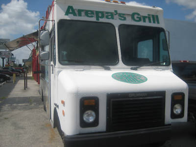 Food truck / catering truck concession truck / trailer
