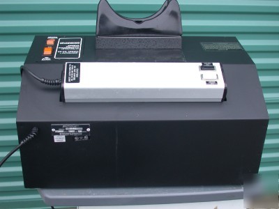Spectroline cc-80 uv fluorescence analysis cabinet lamp