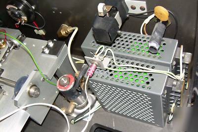 West bond 74OOA 60Â° feed ribbon bonder