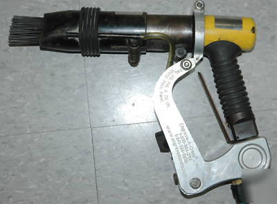 The engrave-a-crete shark 116319