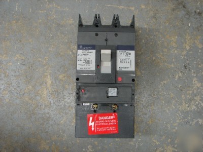 400 amp main distribution breaker