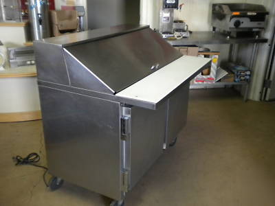 ---> beverage air mega top prep unit <---