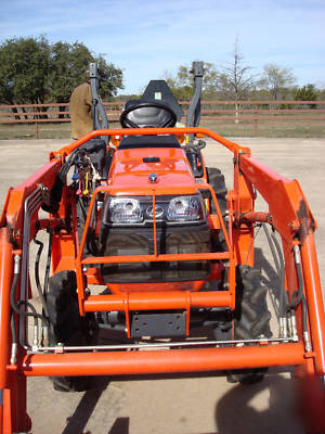 2007 kubota tractor, B7510 with loader