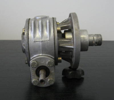 Small 40 - 1 reduction gearbox