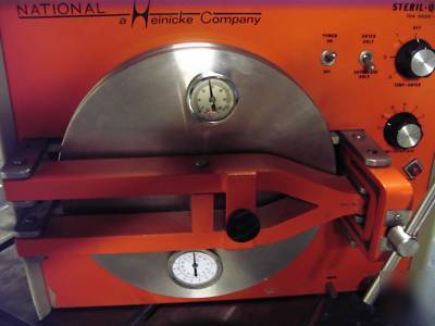 Autoclave sterilizer, national hienicke 704-9000D