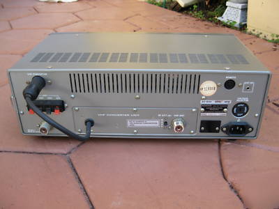 Kenwood r-2000 hf receiver with vc-10 vhf converter 