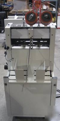 Bourg hand-fed agr stitcher - refurbished