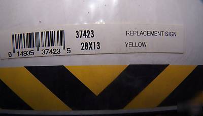 Set/ 8 indoor/outdoor replacement sign yellow 20 X13 