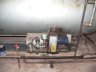 Cleaver brooks CB100-100 oil firetube steam boiler
