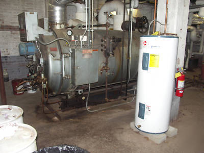 Cleaver brooks CB100-100 oil firetube steam boiler