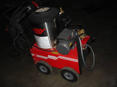 Hot water pressure washer hotsy 555 1300 psi 115V elect