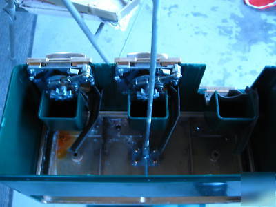Triple three head 1-800 vending machine gum candy