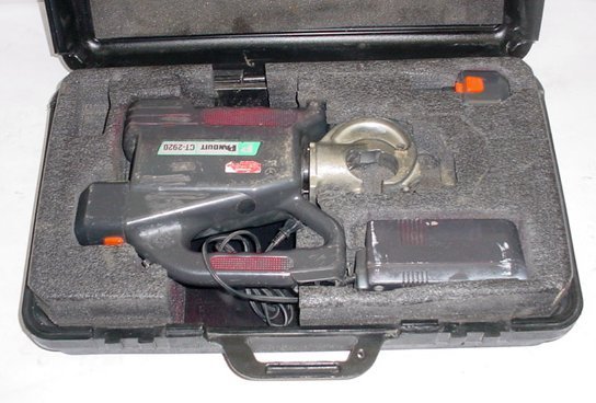 Panduit ct-2920 b/o battery operated crimper crimping 