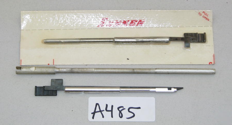Lot of 5 assorted sunnen mandrels w/ 2 adapters 