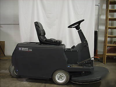  ride on advance whirlamatic 27