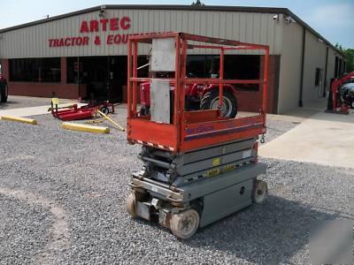 2003 skyjack SJIII3219 scissor lift - aerial - boom