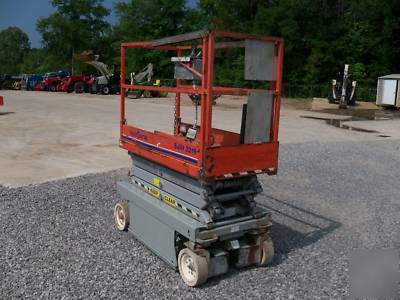 2003 skyjack SJIII3219 scissor lift - aerial - boom