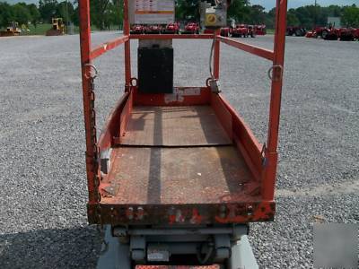 2003 skyjack SJIII3219 scissor lift - aerial - boom