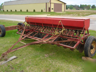 Mccormick farmall 10' grain drill