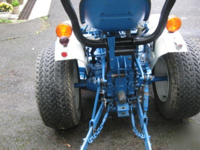 1986 ford 1210 4WD deisel compact tractor 