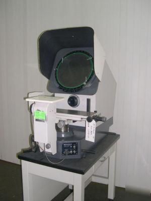 Mitutoyo ph 350 horizontal bench top optical comparator