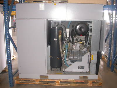 Chicago pneumatic CPD100 hp rotary screw air compressor