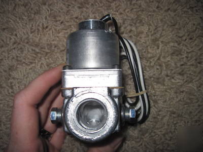 New basotrol baso automatic gas valve H91EA-8 120V 60HZ 